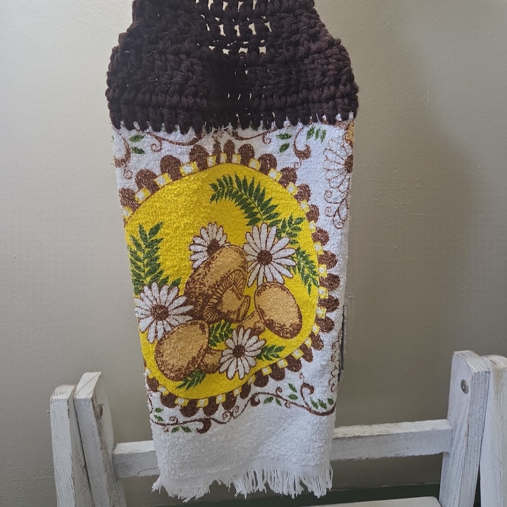 MCM Mushroom Crochet Kitchen Hanging Hand Towel White with Brown Vintage